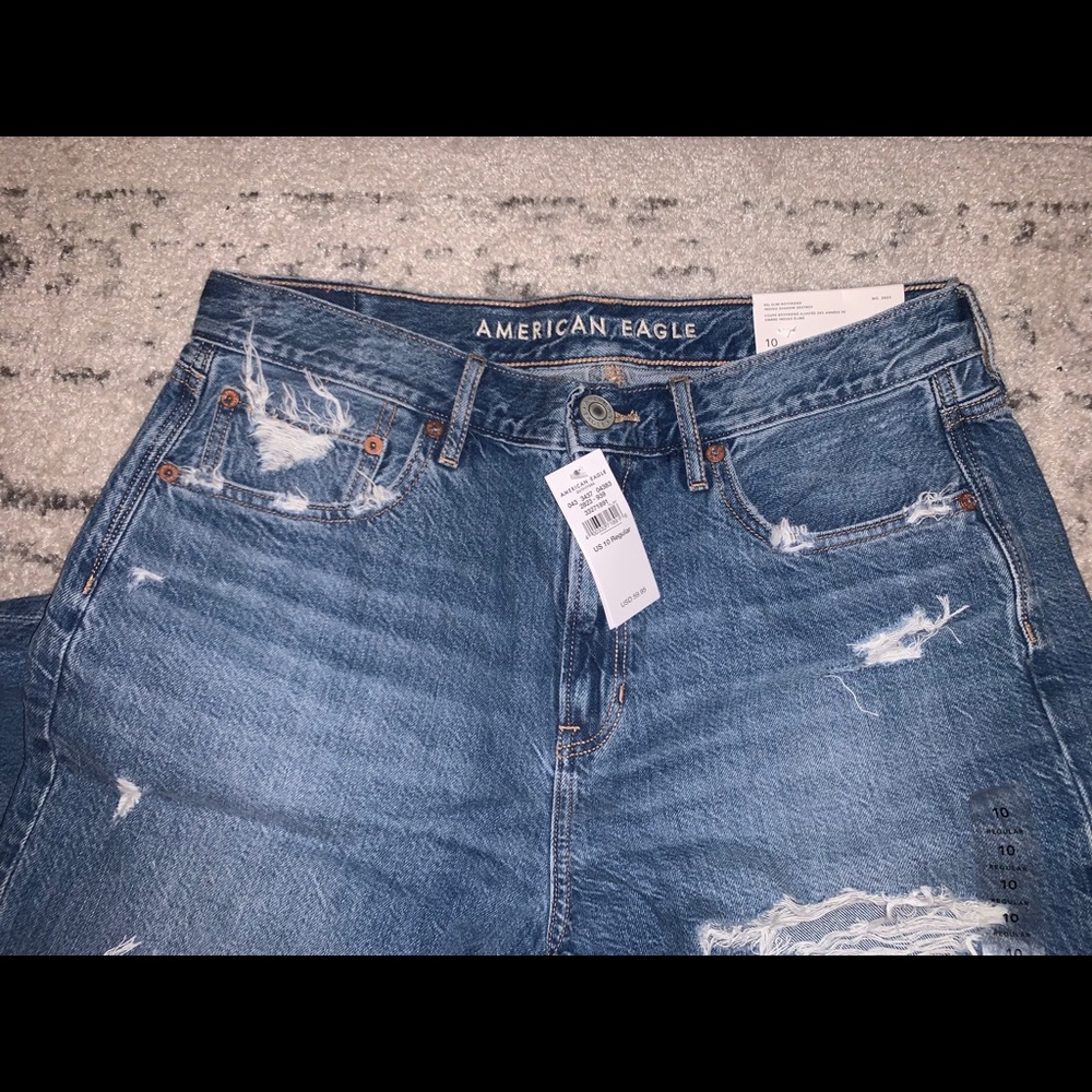 American Eagle 🦅 90s Slim Boyfriend